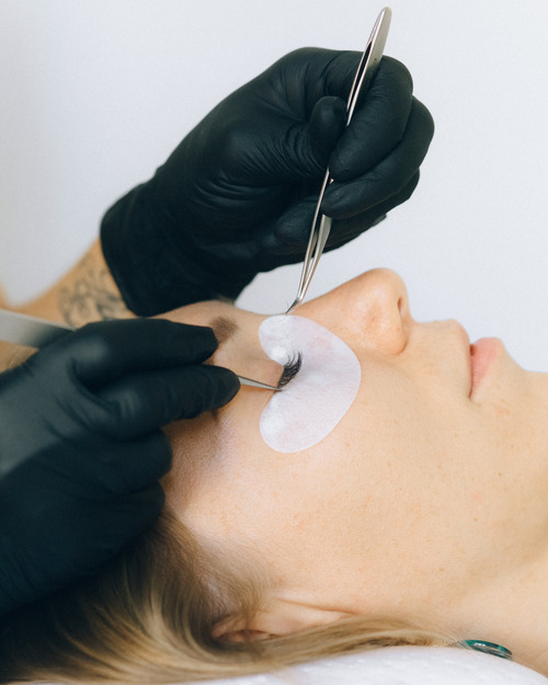 Retention Tips for Eyelash Extensions: 7 Things Every Lash Artist Should Know