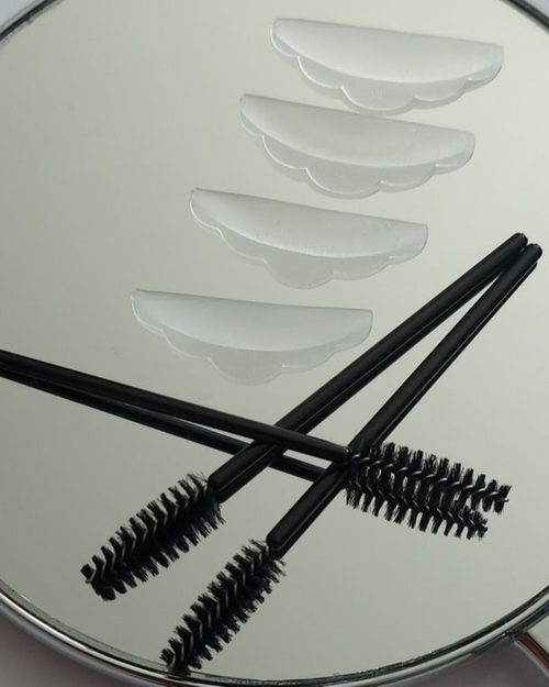 To Lift or Extend? Lash Lift vs Lash Extensions: Which is Better?