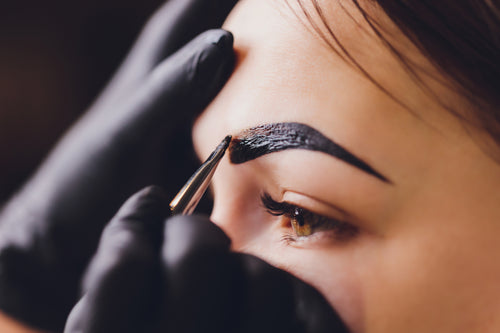 What Are Henna Eyebrows?