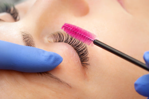 How To Become a Lash Tech: Six Tips